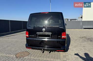 Минивэн Volkswagen Multivan 2012 в 