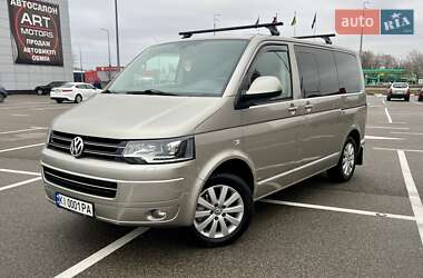 Минивэн Volkswagen Multivan 2011 в Киеве