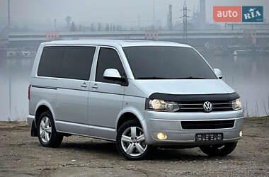 Минивэн Volkswagen Multivan 2011 в Днепре