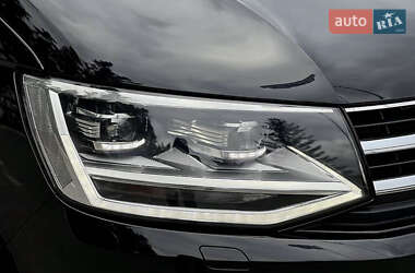 Минивэн Volkswagen Multivan 2019 в 