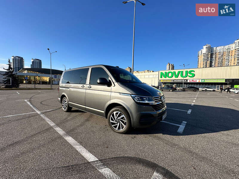 Минивэн Volkswagen Multivan 2020 в Киеве