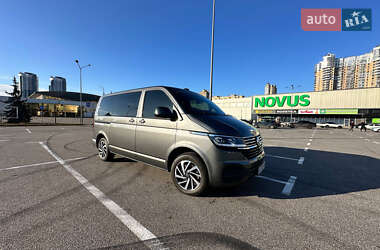 Минивэн Volkswagen Multivan 2020 в 