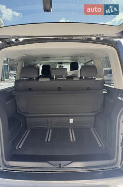 Минивэн Volkswagen Multivan 2020 в 