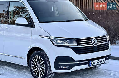 Минивэн Volkswagen Multivan 2021 в Киеве