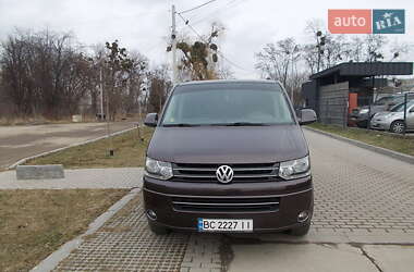 Минивэн Volkswagen Multivan 2010 в Львове