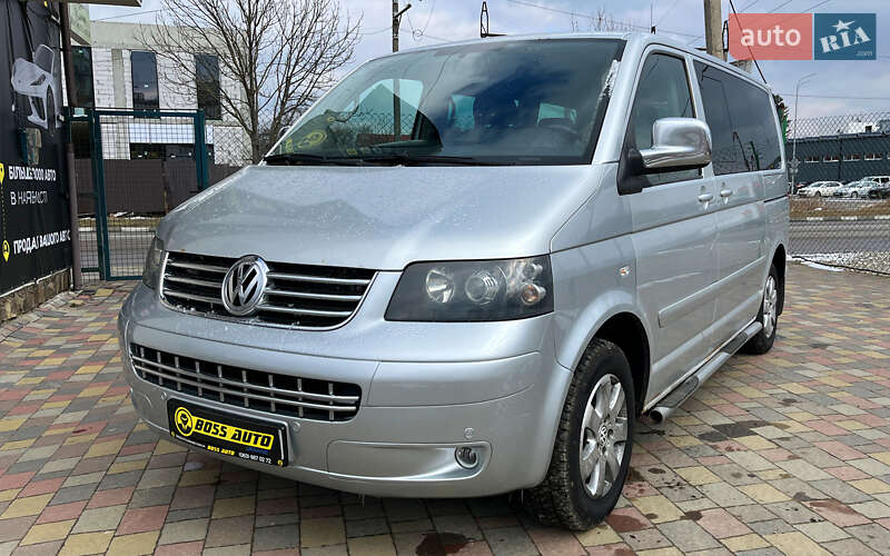 Минивэн Volkswagen Multivan 2006 в Стрые