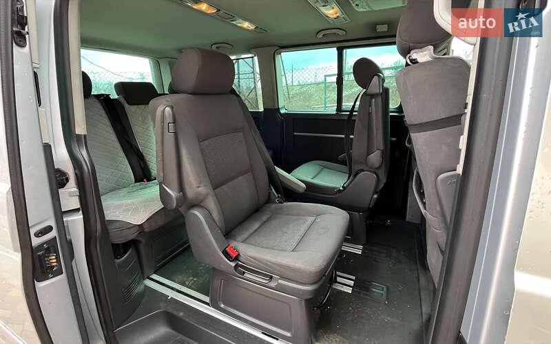 Минивэн Volkswagen Multivan 2006 в Стрые