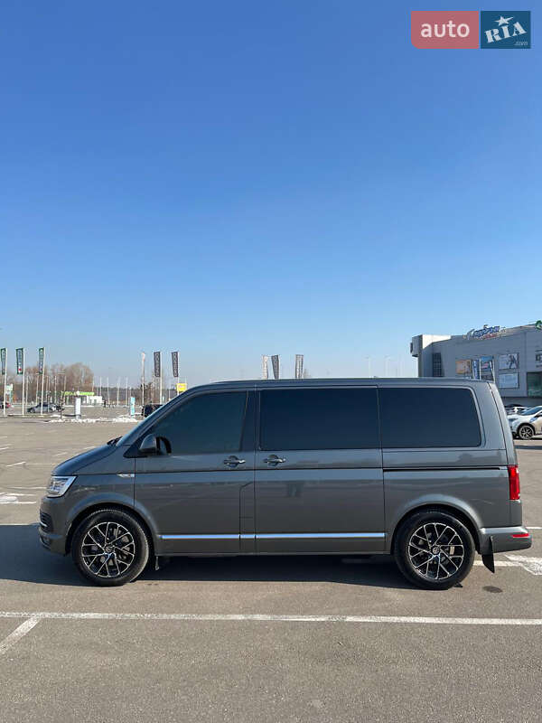 Минивэн Volkswagen Multivan 2019 в Киеве