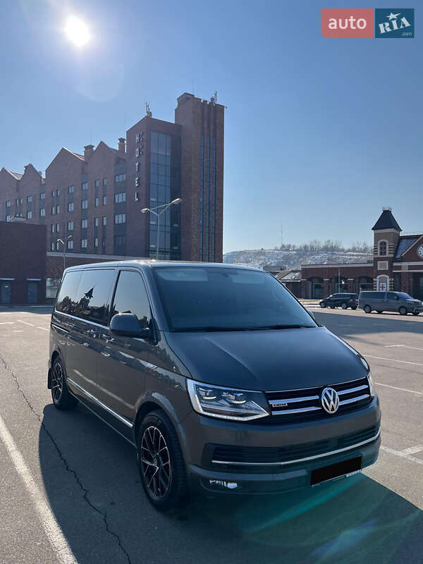 Минивэн Volkswagen Multivan 2019 в Киеве
