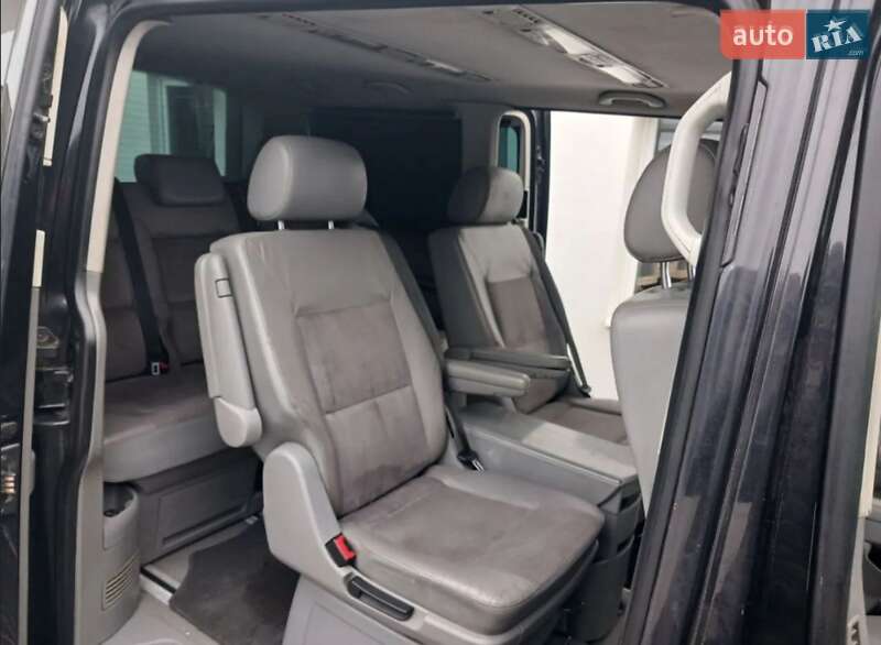 Минивэн Volkswagen Multivan 2006 в Львове