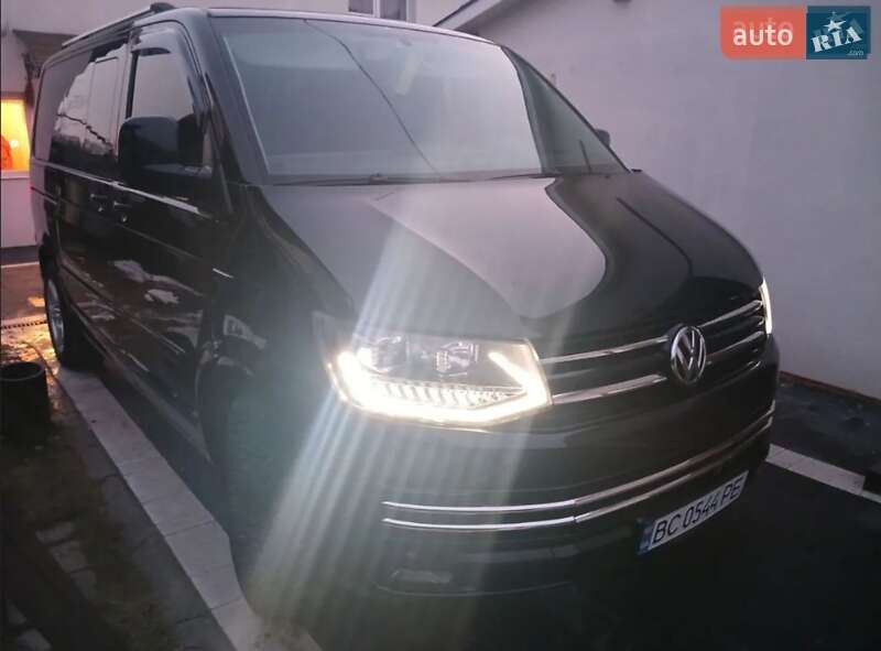 Минивэн Volkswagen Multivan 2006 в Львове