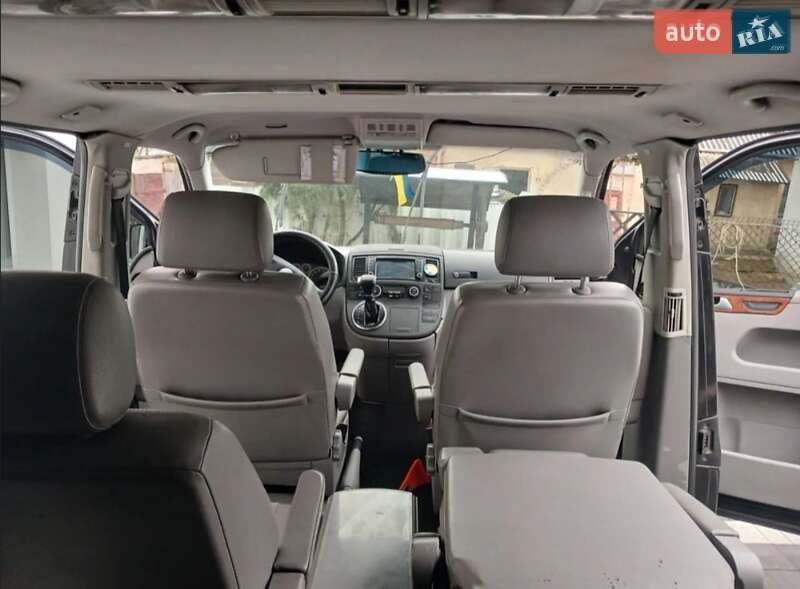 Минивэн Volkswagen Multivan 2006 в Львове