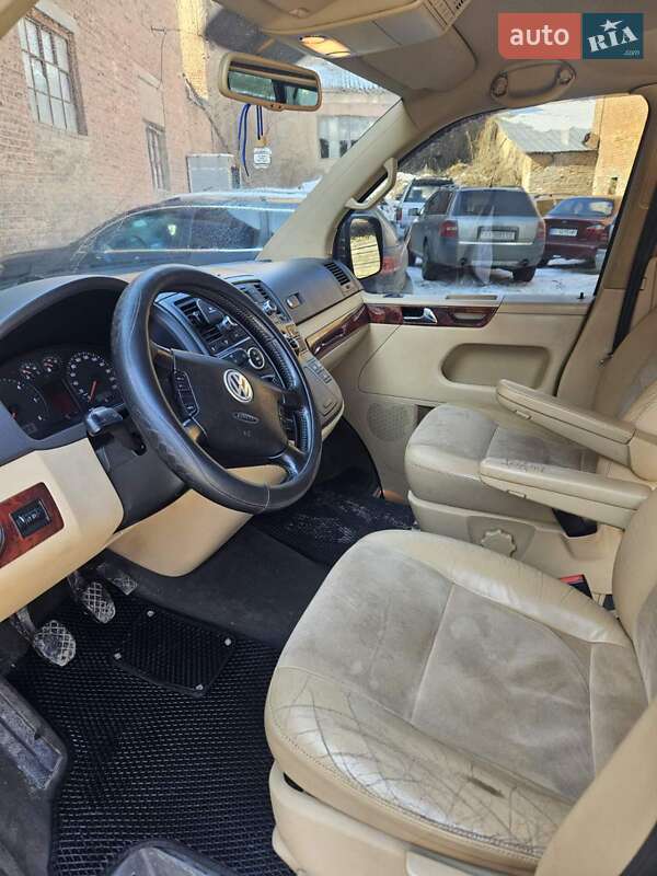 Минивэн Volkswagen Multivan 2009 в Полтаве фото 7 Минивэн Volkswagen Multivan 2009 в Полтаве
