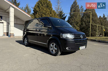 Минивэн Volkswagen Multivan 2011 в Хусте