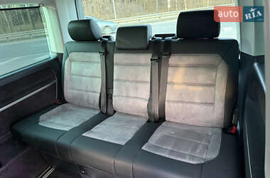 Минивэн Volkswagen Multivan 2021 в 