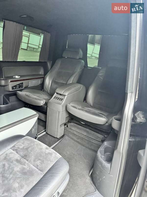 Минивэн Volkswagen Multivan 2014 в Киеве