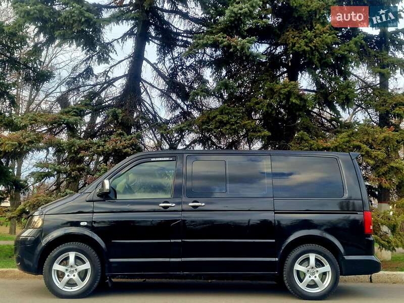 Минивэн Volkswagen Multivan 2005 в Николаеве