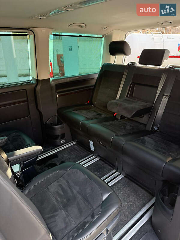 Минивэн Volkswagen Multivan 2019 в Киеве