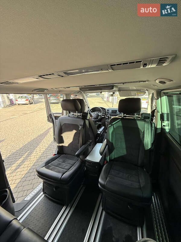 Минивэн Volkswagen Multivan 2019 в Киеве