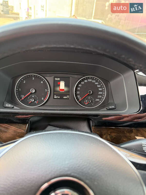 Минивэн Volkswagen Multivan 2019 в Киеве