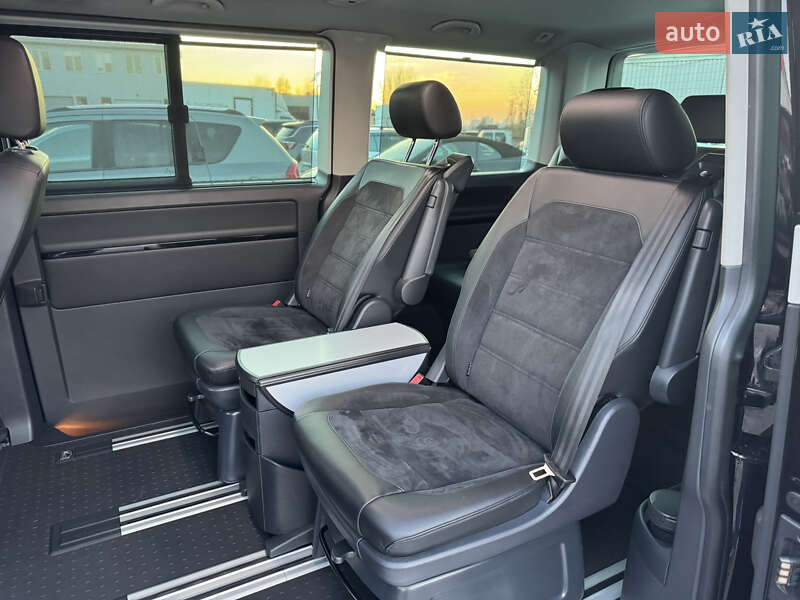 Минивэн Volkswagen Multivan 2019 в Киеве
