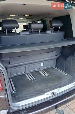 Мінівен Volkswagen Multivan 2013 в 