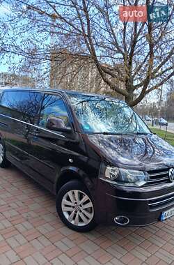 Мінівен Volkswagen Multivan 2013 в 