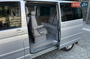 Минивэн Volkswagen Multivan 2006 в 