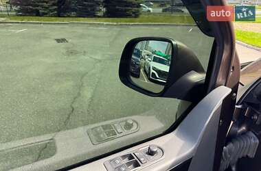 Минивэн Volkswagen Multivan 2014 в 