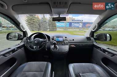 Минивэн Volkswagen Multivan 2014 в 
