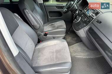 Минивэн Volkswagen Multivan 2014 в 