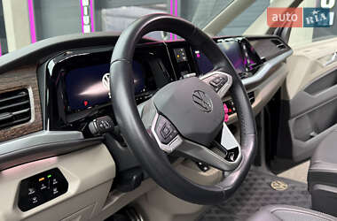 Минивэн Volkswagen Multivan 2021 в 