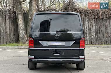 Минивэн Volkswagen Multivan 2016 в 