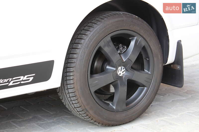 Мінівен Volkswagen Multivan 2014 в Вінниці