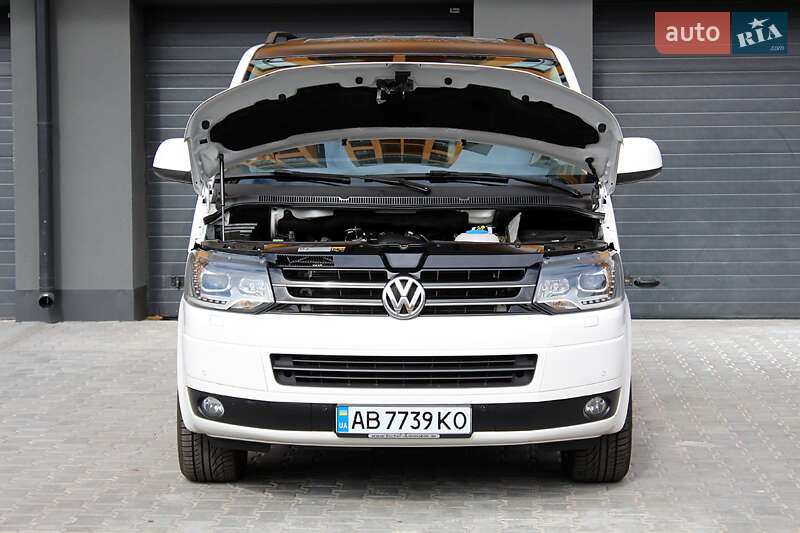 Мінівен Volkswagen Multivan 2014 в Вінниці
