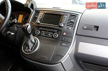 Мінівен Volkswagen Multivan 2014 в 