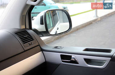 Мінівен Volkswagen Multivan 2014 в 