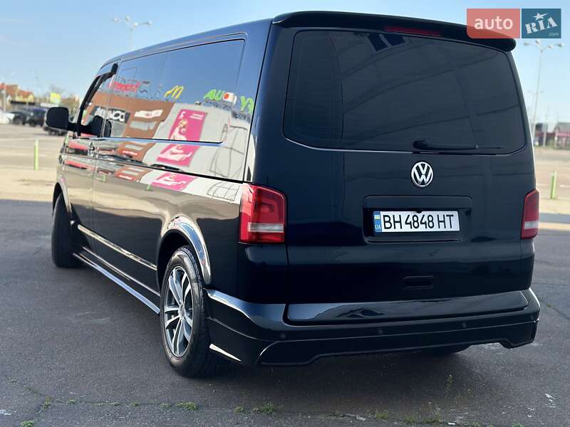 Минивэн Volkswagen Multivan 2010 в Одессе