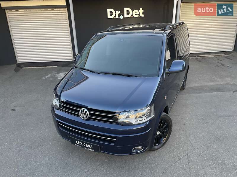 Минивэн Volkswagen Multivan 2015 в Киеве