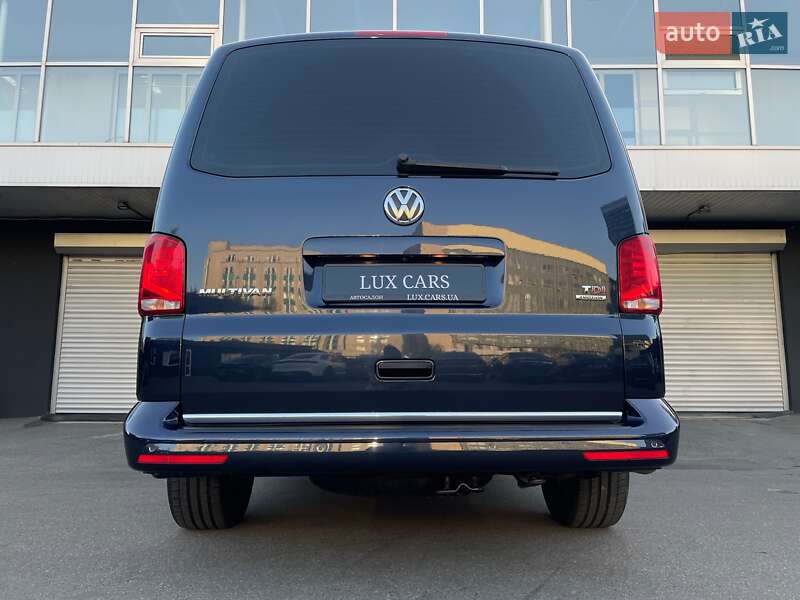 Минивэн Volkswagen Multivan 2015 в Киеве