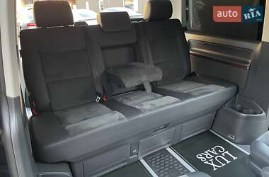 Минивэн Volkswagen Multivan 2015 в 