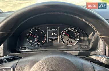Минивэн Volkswagen Multivan 2010 в 