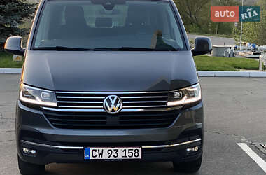 Минивэн Volkswagen Multivan 2020 в 