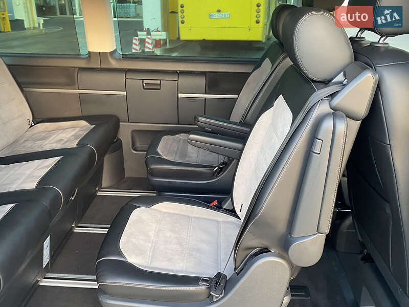 Мінівен Volkswagen Multivan 2020 в Ірпені