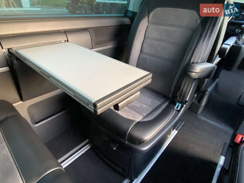 Мінівен Volkswagen Multivan 2020 в Ірпені