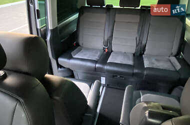 Минивэн Volkswagen Multivan 2020 в 