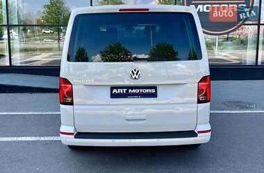 Минивэн Volkswagen Multivan 2020 в 