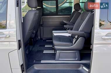 Минивэн Volkswagen Multivan 2020 в 
