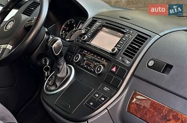 Минивэн Volkswagen Multivan 2014 в 