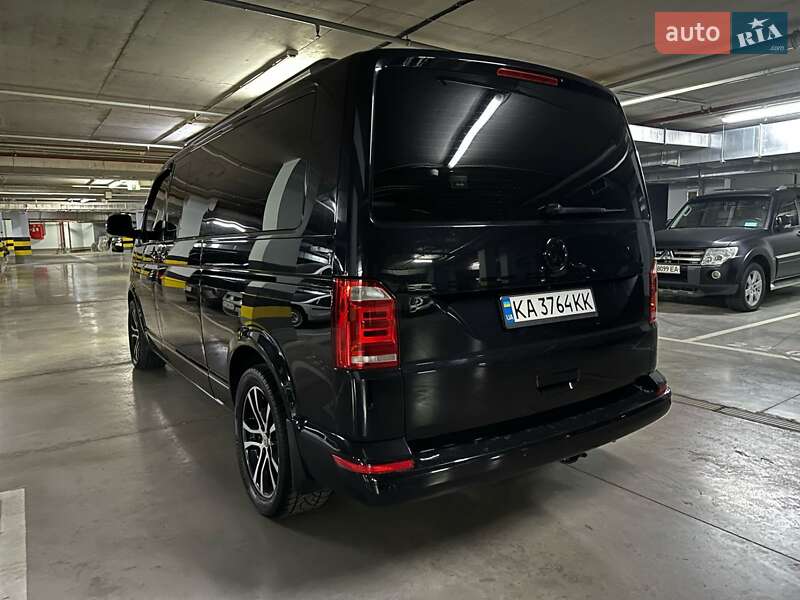 Минивэн Volkswagen Multivan 2012 в Киеве